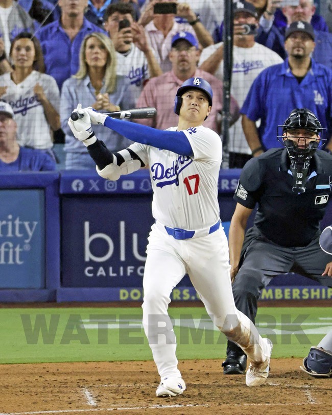 Los Angeles Dodgers SHOHEI OHTANI Glossy 8×10 Photo Baseball Print