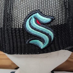 Seattle Kraken NHL Rope Trucker Hat Snapback Mesh Cap Black Blue Script – EX