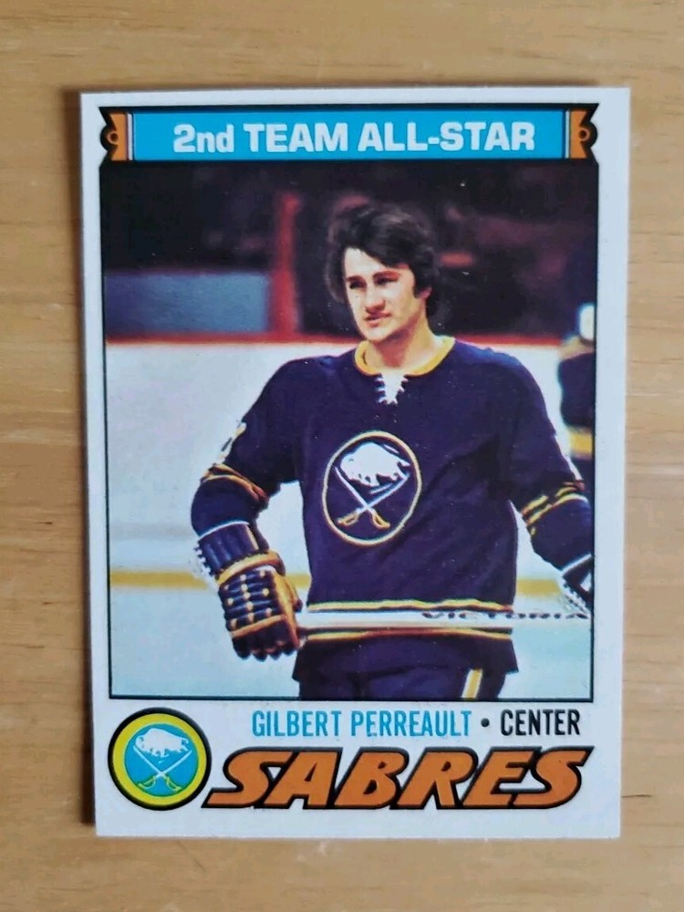 1977-78 Topps Buffalo Sabres Hockey Card #210 Gilbert Perreault NM