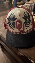 Rare Unique Oklahoma Sooners OU Trapper Hat Ear Flap Winter Cap Top Of The World