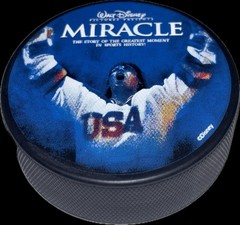 RARE DISNEY MIRACLE MOVIE PROMO HOCKEY PUCK 1980 US Olympic Hockey Team AS