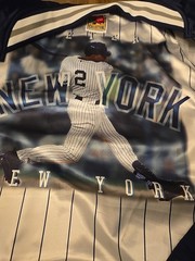 Derek Jeter.MLB Legends Collection Satin Jacket NewYork Yankees Exclusive Rare!