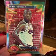 Topps Finest Mitch Richmond Sacramento Kings Refractor Card #126 1993-94