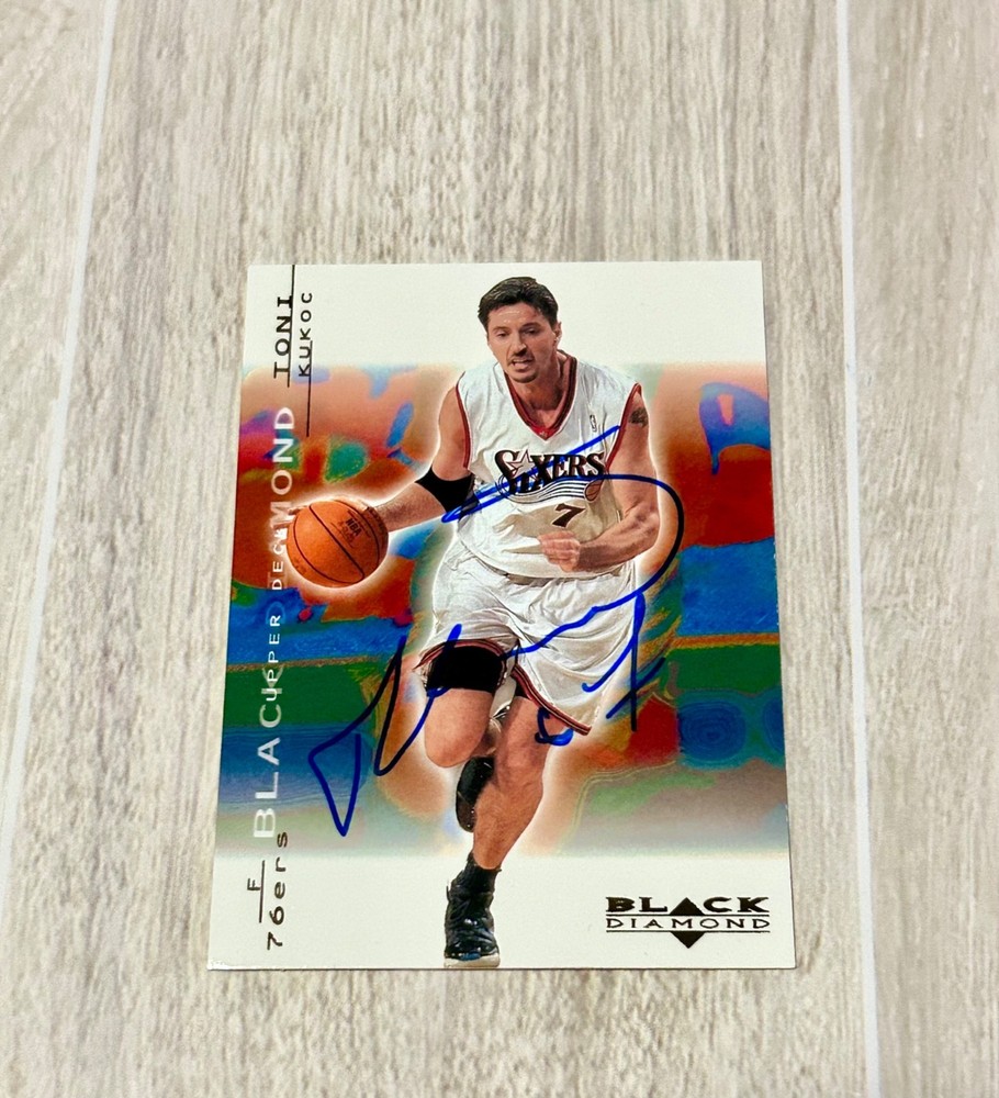 2000-01 Upper Deck Black Diamond Toni Kukoc #61 on card auto Rare 76ers-SIGNED