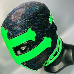 Templario Wrestling Lucha Libre Semi Professional Luchador Mascara Black Neon
