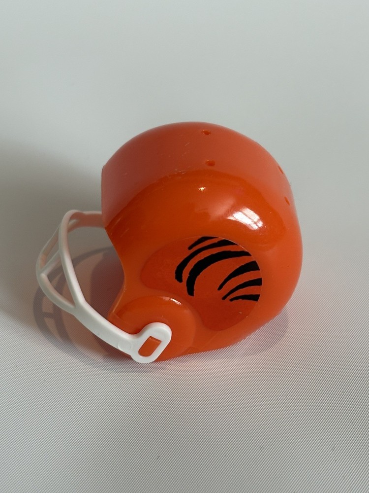 NFL Cincinnati Bengals Mini Football Helmet Gumball Vintage 1970s