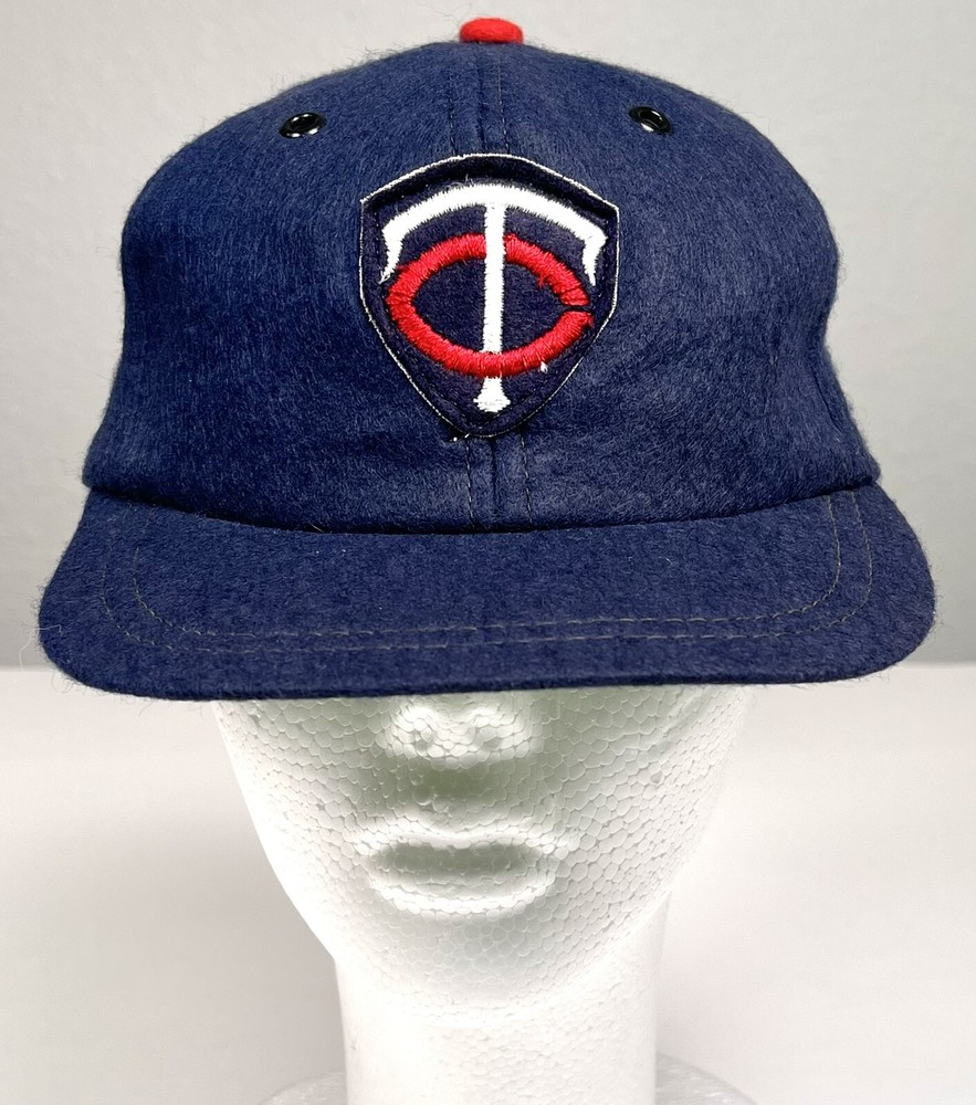 VTG 1960s MLB SMALL Navy Wool Blend Felt Minnesota Twins BASEBALL CAP USA Flaws