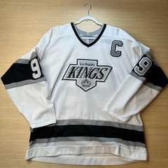 Vintage CCM Los Angeles Kings Wayne Gretzky #99 White Hockey Jersey