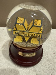 University of Michigan Wolverines Musical Snow Globe Football Champions Sports