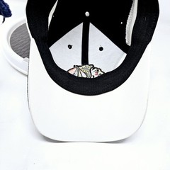 Reebok Black White NHL Chicago Black Hawks Cap FlexFit Center Ice Collection