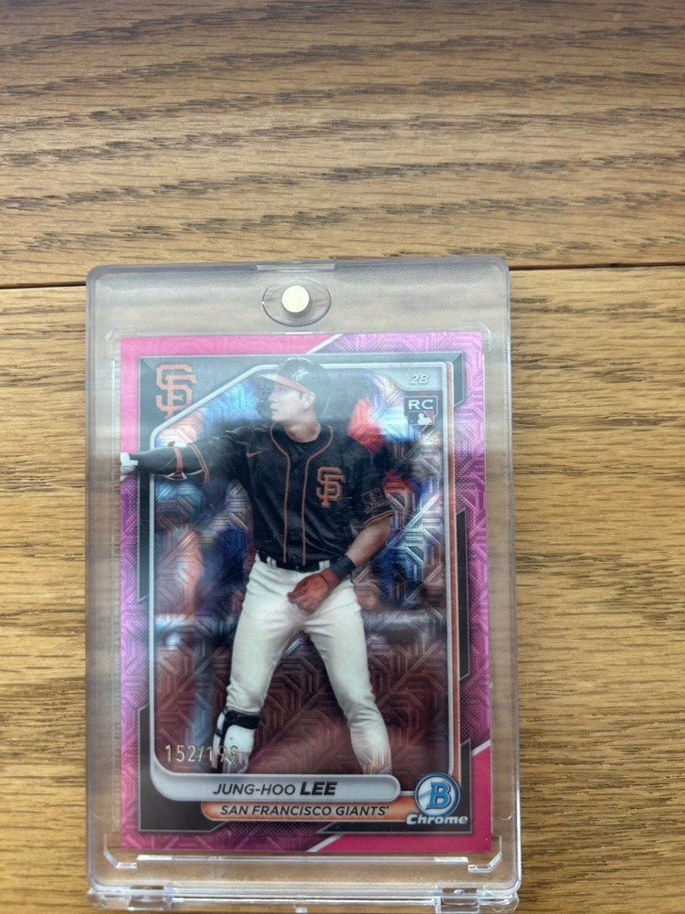 2024 Bowman – Jung-Hoo Lee #69 Chrome Pink Mojo Refractor /199 (RC)