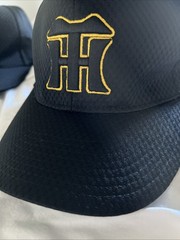 NEW MIZUNO Japan OSAKA HANSHIN TIGERS Baseball Cap Hat Black Fitted 60-62CM LL