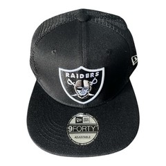 Las Vegas Raiders 9Forty New Era Trucker Hat Snapback Adjustable Black
