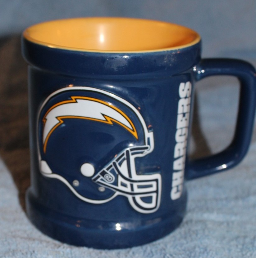 2000 NFL SAN DIEGO CHARGERS CERAMIC COFFEE CUP, MUG 3 3/4&Prime; TALL
