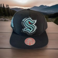 Seattle Kraken Men’s hat Mitchell & Ness Snapback Hat Black Inaugural Season New