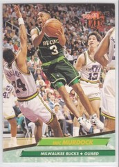 M) 1992-93 Fleer Ultra NBA Basketball Trading Card Eric Murdock #301