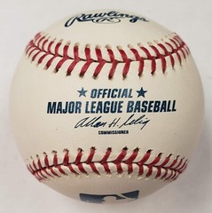 Vintage 2002 Einar Diaz Autograph Baseball Rawlings Cleveland Indians MLB
