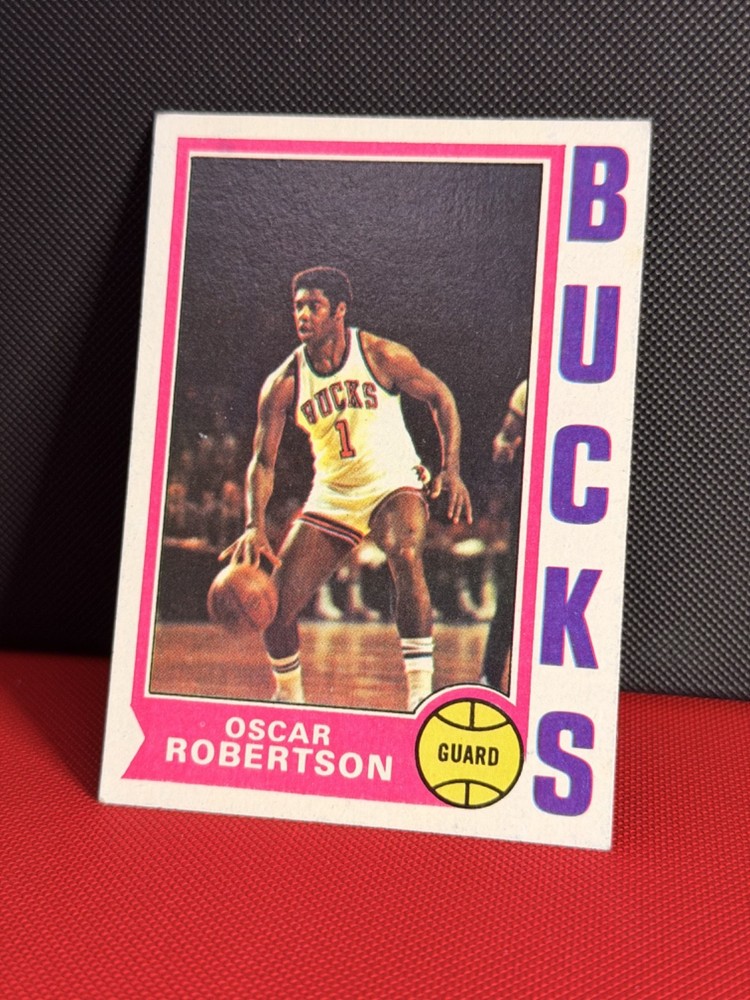 Oscar Robertson #55 – 1974-75 Topps NBA Bucks – EX+