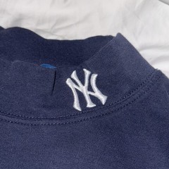 New York Yankees Mock Turtleneck Size Large Port Authority