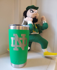 Yeti Notre Dame Irish Emblem Icon 🟢 Exclusive 20 oz Tumbler Canopy Green ~ New