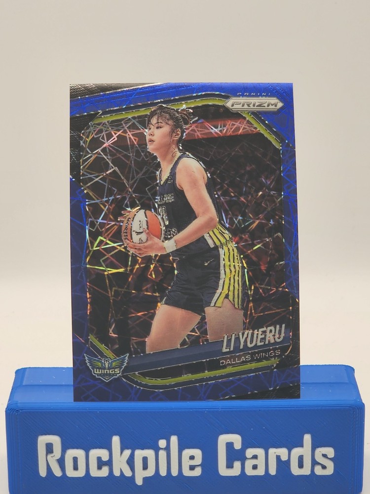2025 Panini Prizm WNBA – Li Yueru #28 Blue Velocity Prizm