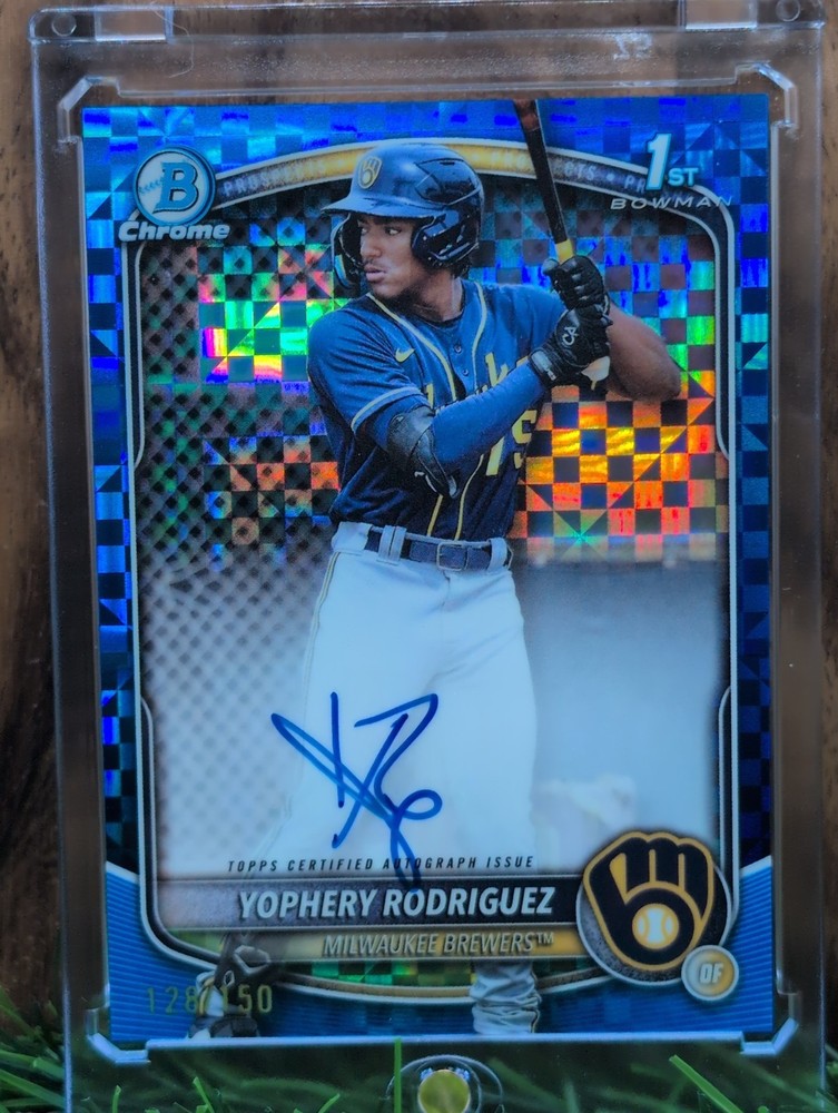 2025 Bowman Chrome Yophery Rodriguez Auto Blue Geo Refractor 1st RC /150 Brewers