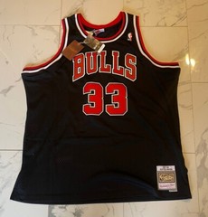 Scottie Pippen Bulls Alternate 1997-98 Mitchell & Ness HWC Swingman Jersey 2XLB