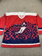 Vintage NHLPA BAUER Hockey Jersey Size XL Signed Unknown #20