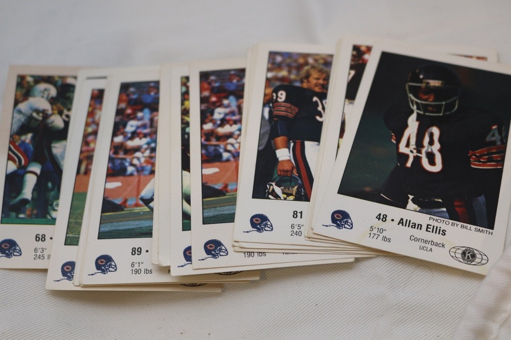 CARDS Chicago Bears Kiwanis Clubs Law Enforcement Agency Card (Football)
