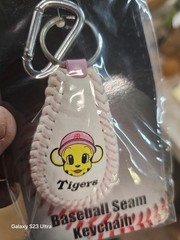 HANSHIN TIGERS LUCKY LOGO JAPANESE BASEBALL KEY CHAIN KEYCHAIN NEW