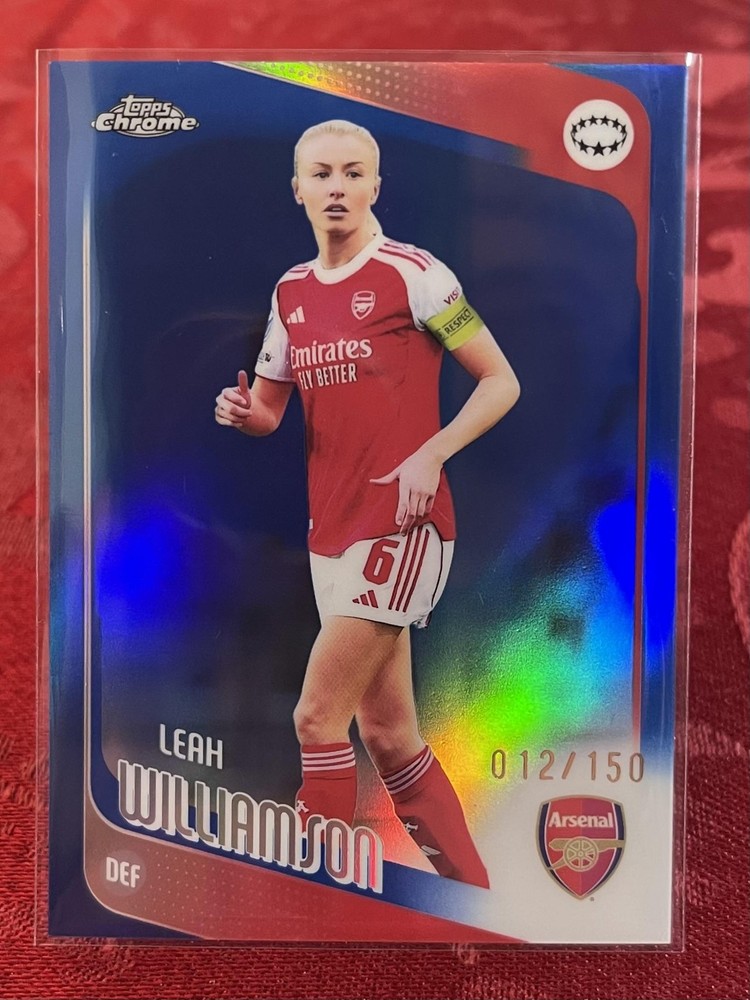 2025-26 Chrome Womens UEFA UCL #4 Leah Williamson Blue Refractor /150