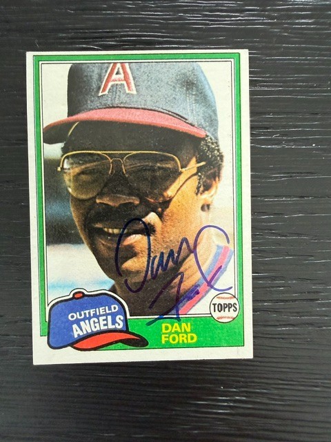 Angels Dan Ford Signed 1981 Topps AUTO