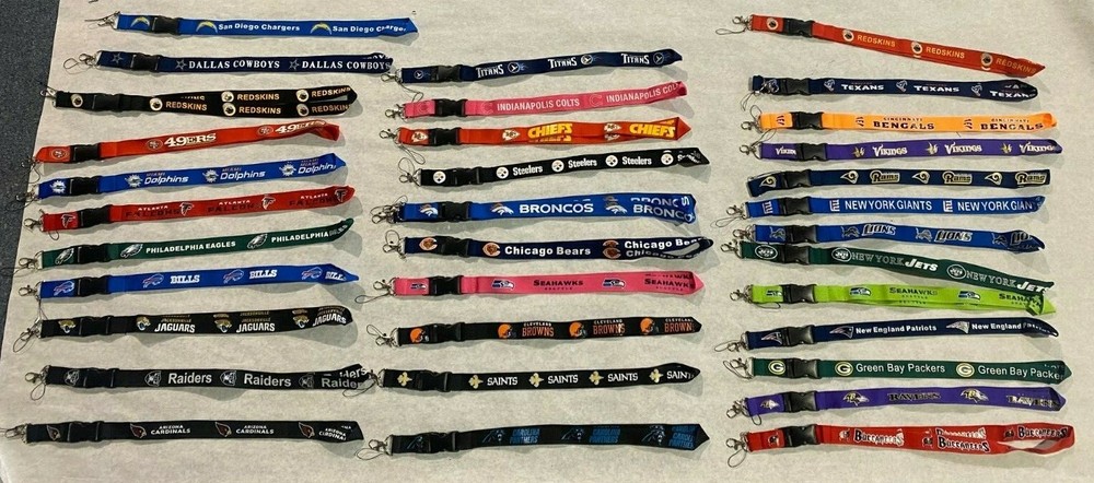 NFL LANYARDS, GREAT FOR ID BADGES, KEYS / CHOOSE FROM ALL 32 TEAMS AVAILABLE
