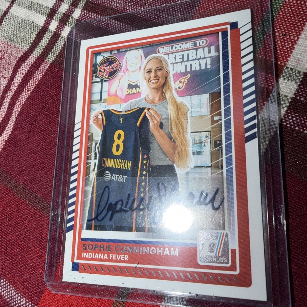 Sophie Cunningham Fever Display Fan Art Card w/ Sticker Auto Facsimile