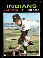 Eddie Leon 1971 Topps Card #252 Cleveland Indians (Border Crease)