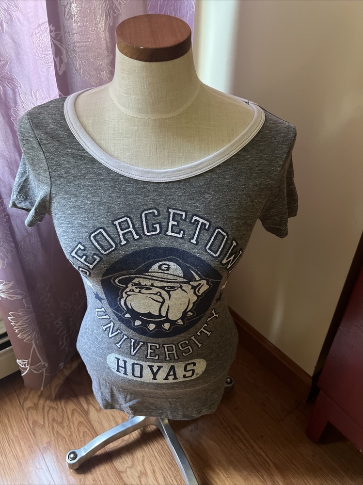 NWOT GEORGETOWN UNIVERSITY HOYAS SHORT SLEEVED SHIRT WOMENS XXS