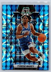 2022-23 Panini Mosaic #89 Tyrese Maxey Reactive Blue