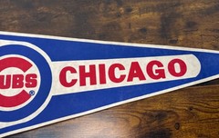 Chicago Cubs MLB Vintage Felt Pennant Logo Sports Memorabilia 30 inches
