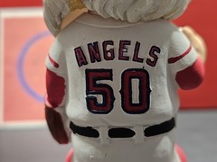 Los Angeles Angels MLB 2011 SGA Garden Gnome Bobblehead NIB Hale O&rsquo;Fann