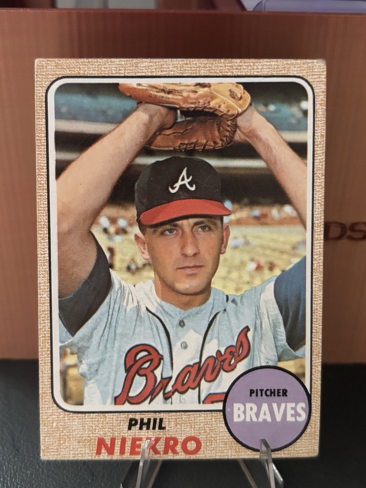 1968 Topps – Phil Niekro #257 Atlanta Braves