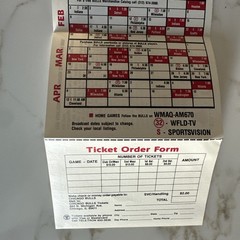 1985-86 CHICAGO BULLS BASKETBALL POCKET SCHEDULE MICHAEL JORDAN BUD AD + Stubs
