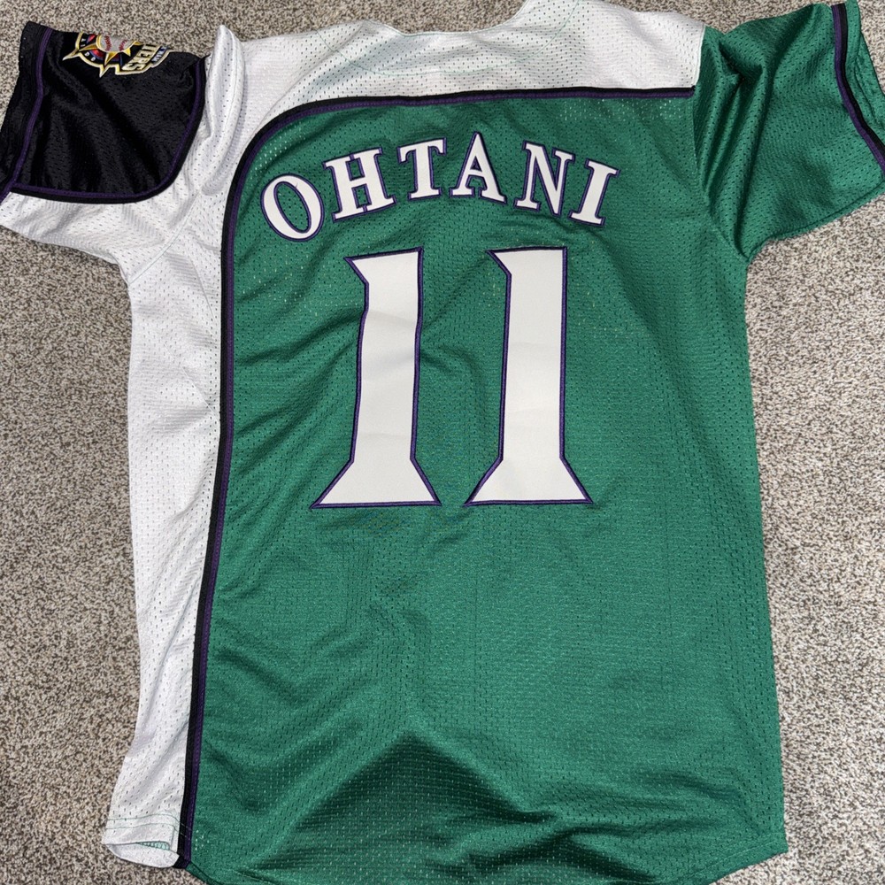 Hokkaido Nippon-Ham Fighters Shohei Ohtani #11 Replica Jersey 2XL Japan Stitch