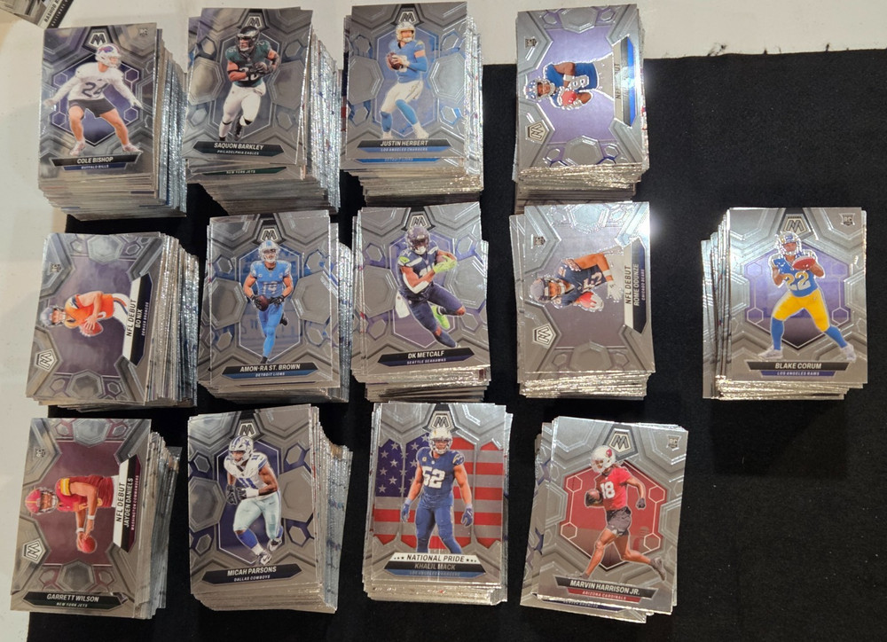 Lot of 1300 Base Cards 2024 Mosaic Football NFL Rookie Debut Mahomes Allen