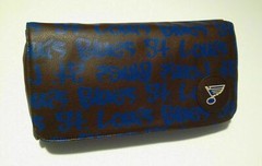 NHL ST. LOUIS BLUES GRAFFITI CLUTCH PURSE (11 1/2&Prime; x 2 3/8&Prime; x 5 1/2&Prime;)