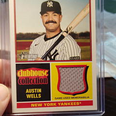 Topps Heritage 2025 Clubhouse Collection Relic Austin Wells Yankees #CCR-AW MEM