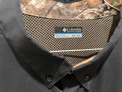 Columbia PHG Texas Longhorns Rare Black Button Up Shirt Mens 2XL Fishing Vented
