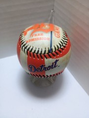 Detroit Tigers Team Logo Souvenir Collectable Baseball **Your Choice**