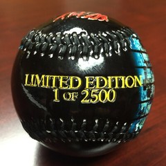 *RETIRED* DC Comics Batman vs The Joker Limited Ed Collectible Souvenir Baseball