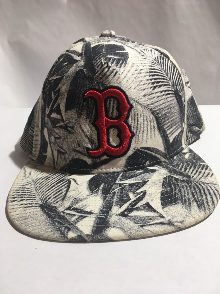 Boston Red Sox, Fenway Collection 47 Forty Seven Snap Back, White/Black,