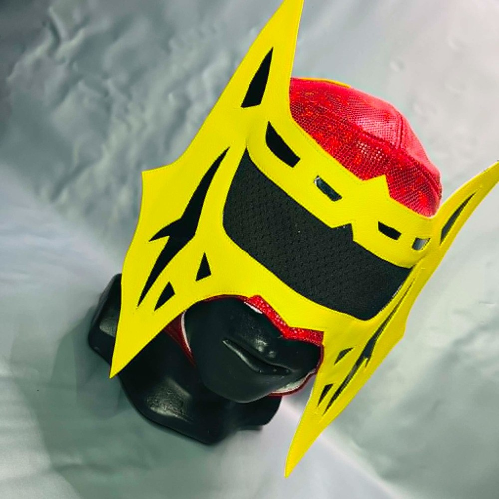 Abismo Black Abyss Wrestling Lucha Semi Professional Luchador Mascara Red Yellow